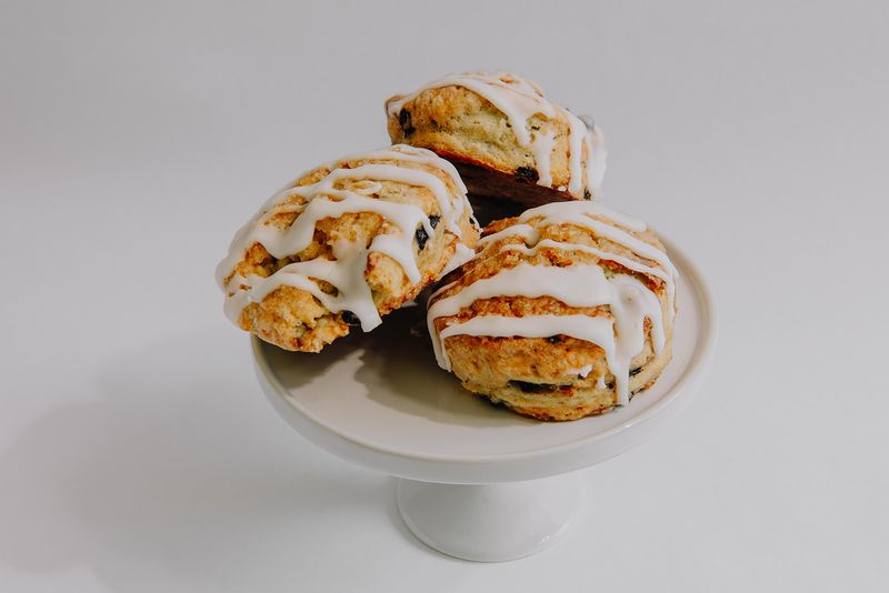 Lemon and Blueberry Scones (1/2 dozen)