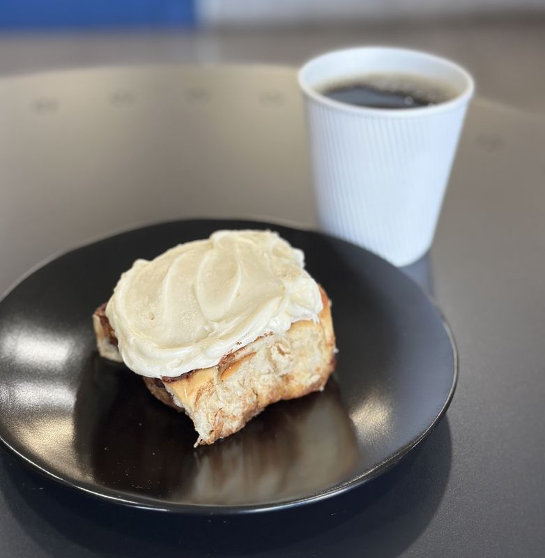 Cinnamon Rolls (1/2 dozen)