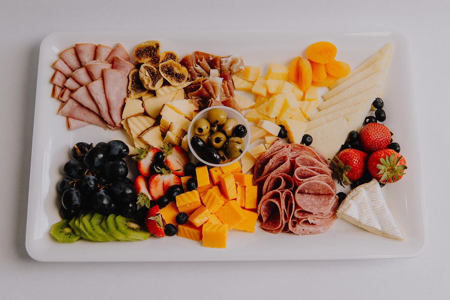 Assorted Cheeses &amp; Charcuterie Board w/Assorted Crackers (serves 4)