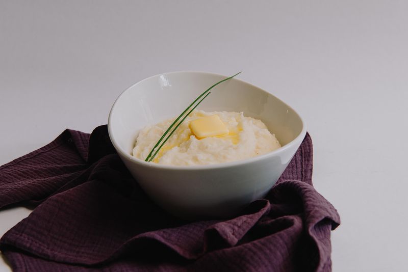 Mashed Potatoes (serve 4)