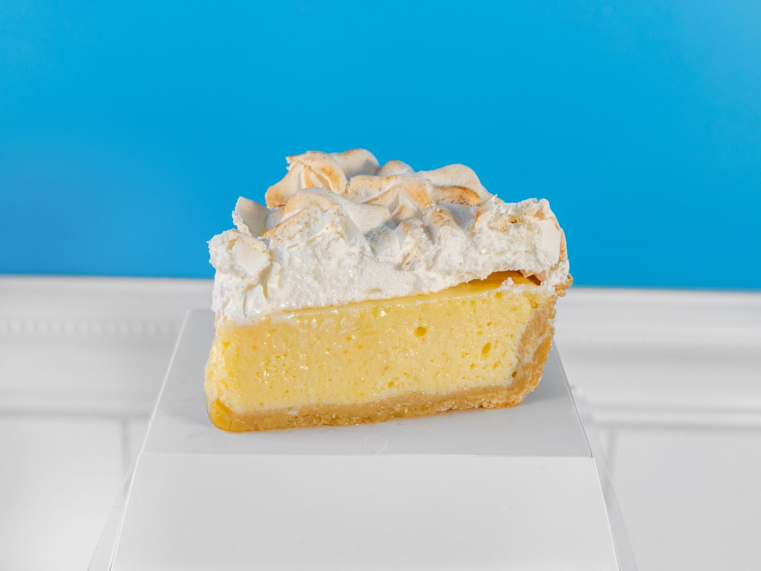 Lemon Tart Bar Cupcake