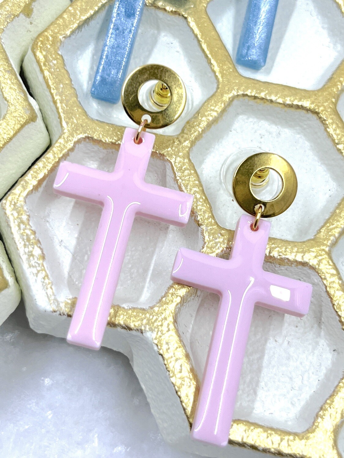 PEACE + PASSION JEWELRY --  Spring 2022 Color Trend -- Positively Pink