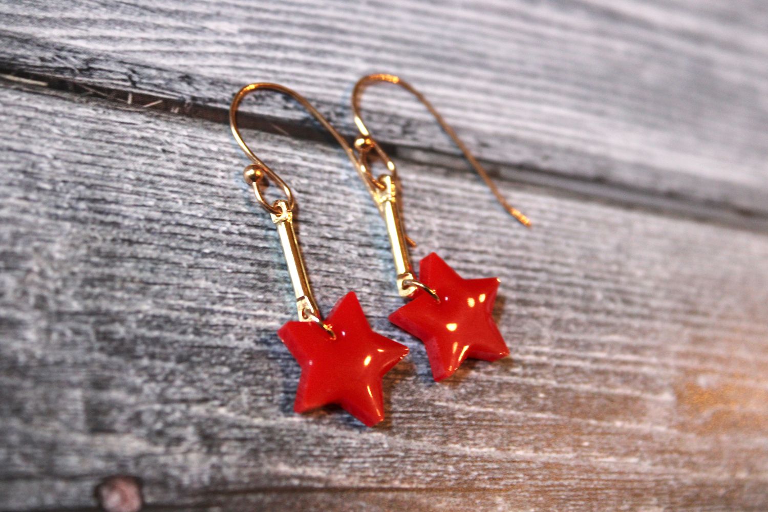 PEACE + PASSION Jewelry  -- STARTZ! --  Red Star