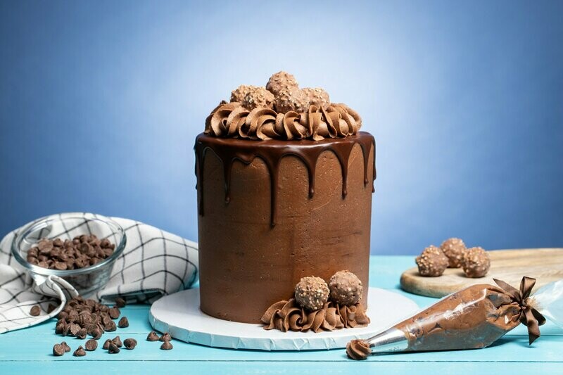 Ferrero Fancy Drip Cake