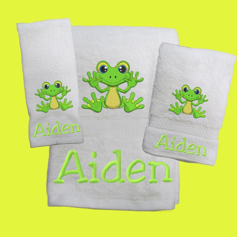 Cute Frog Personalized Towel Set, Gift for Kids, Monogrammed Gift, Birthday Gift