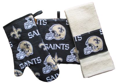 Saints 3 Piece Kitchen Gift Set, with Personalized Towel.