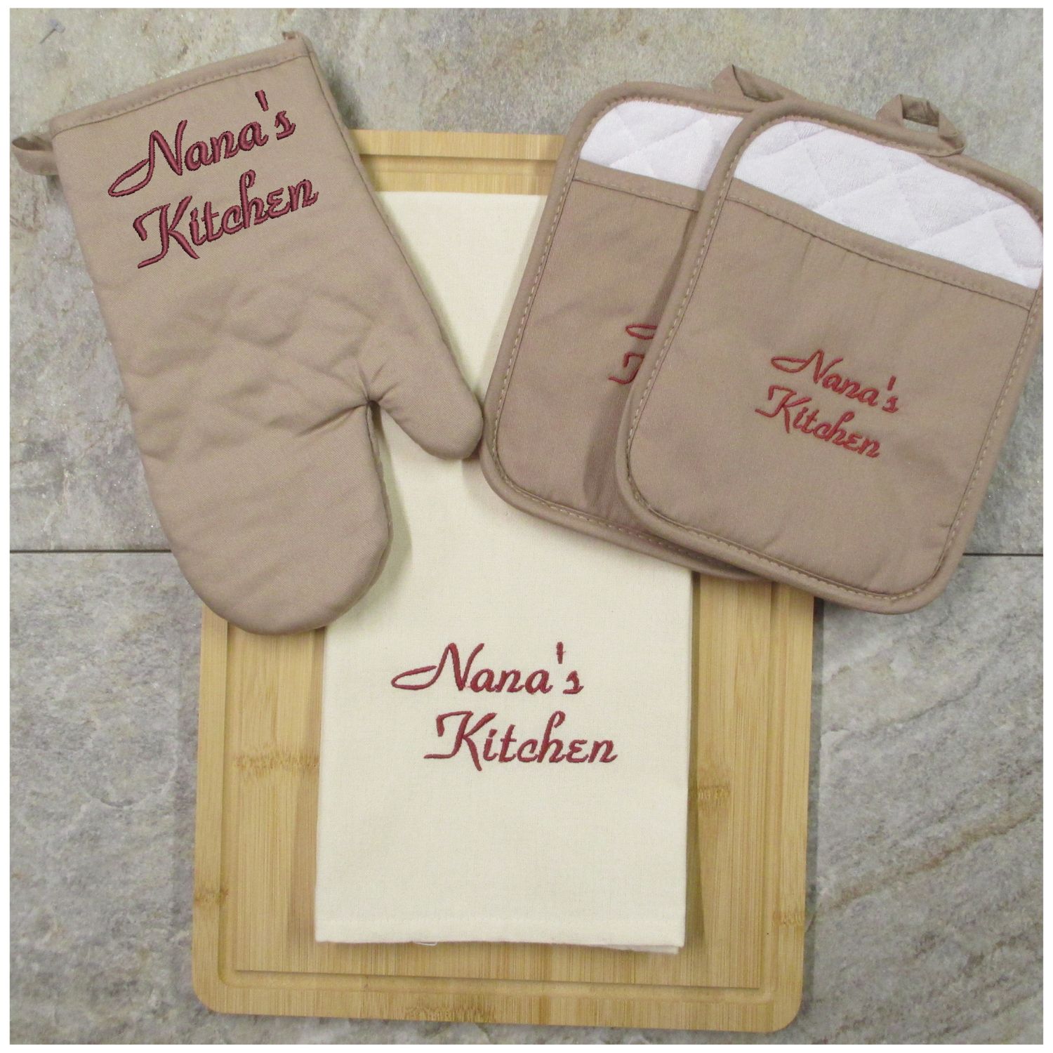 Nana Gift, Oven Mitt, Pot Holder, Towel, Personalized Baking Set, Christmas Gift, Embroidered
