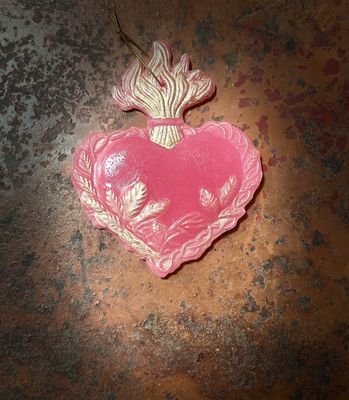 Ex Voto en cire Rose Fluo laqué Or