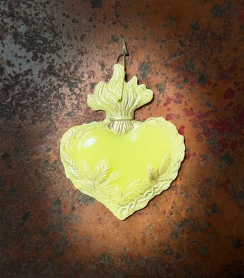 Ex Voto en cire Jaune laqué Or