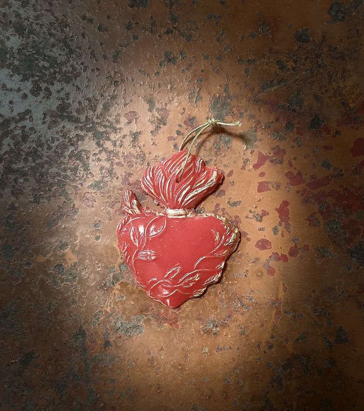 Ex Voto en cire Rouge laqué Or