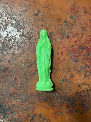 Mini Madone en cire coloris Vert Fluo