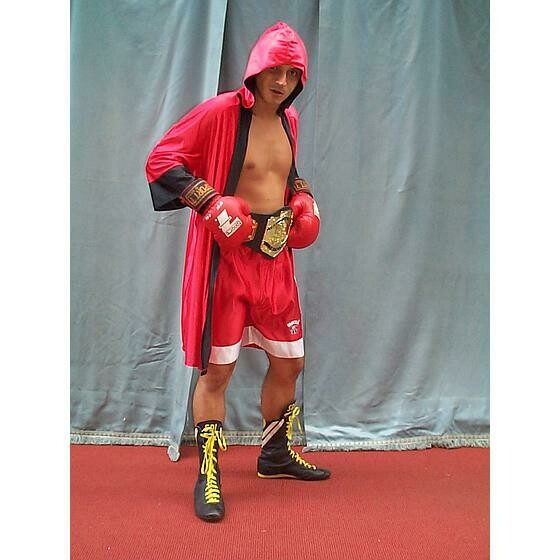 Boxeur rouge