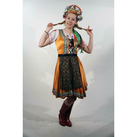 Robe folklorique Hongroise jaune