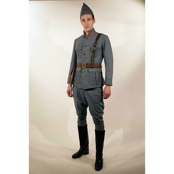 Officier Français bleu orizon