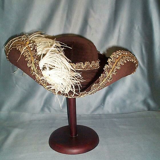 tricorne velours marron