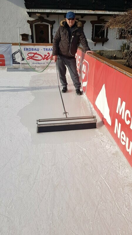 Schneeschaber