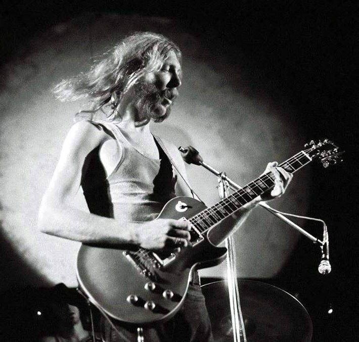 TAB - Duane Allman guitar part - &quot;Why Does Love Got To Be So Sad?&quot; - Layla album - 1970 - with video
