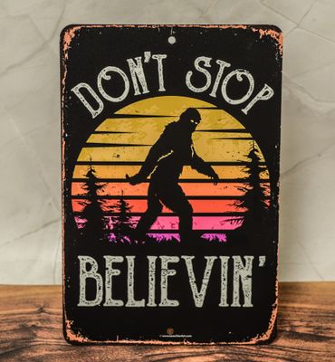 &quot;Don&#39;t stop believin&quot; black sign