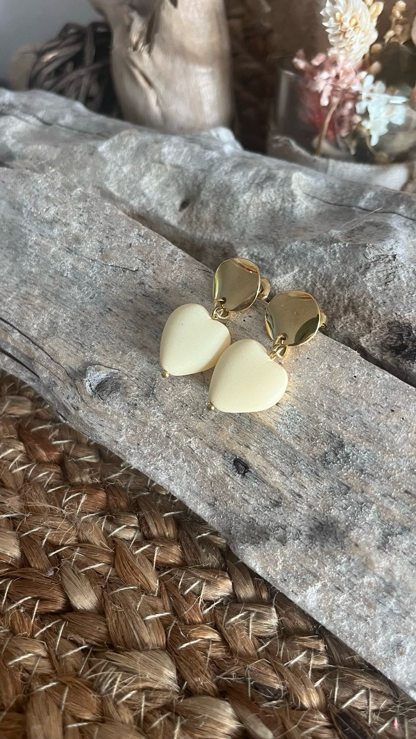 Boucles d’oreille « douceur d’automne » crème Boucles d’oreille « douceur d’automne » crème