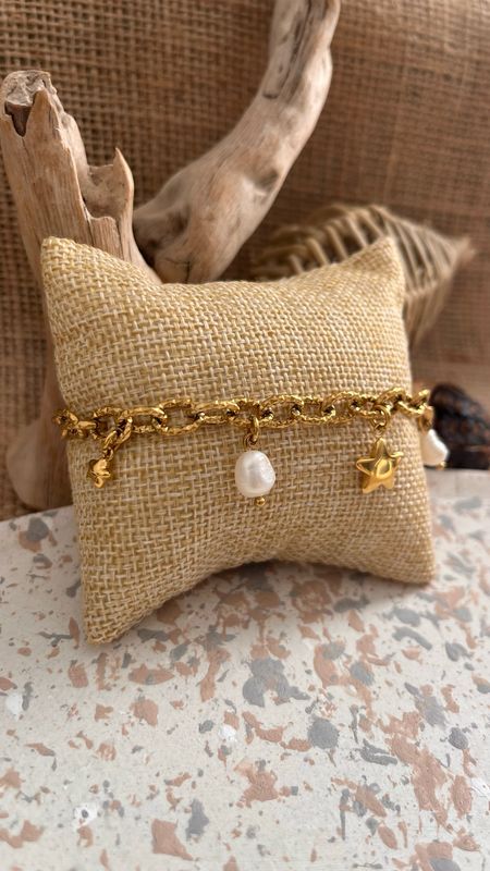 Bracelet « étoiles secrètes »