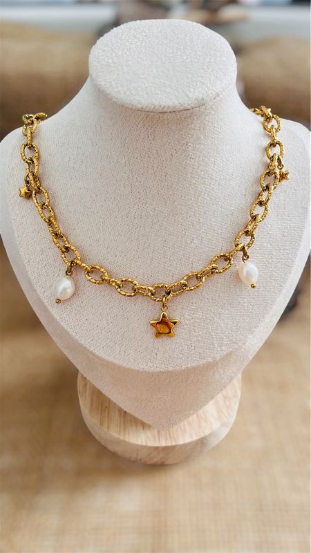 Collier « étoiles secrètes »