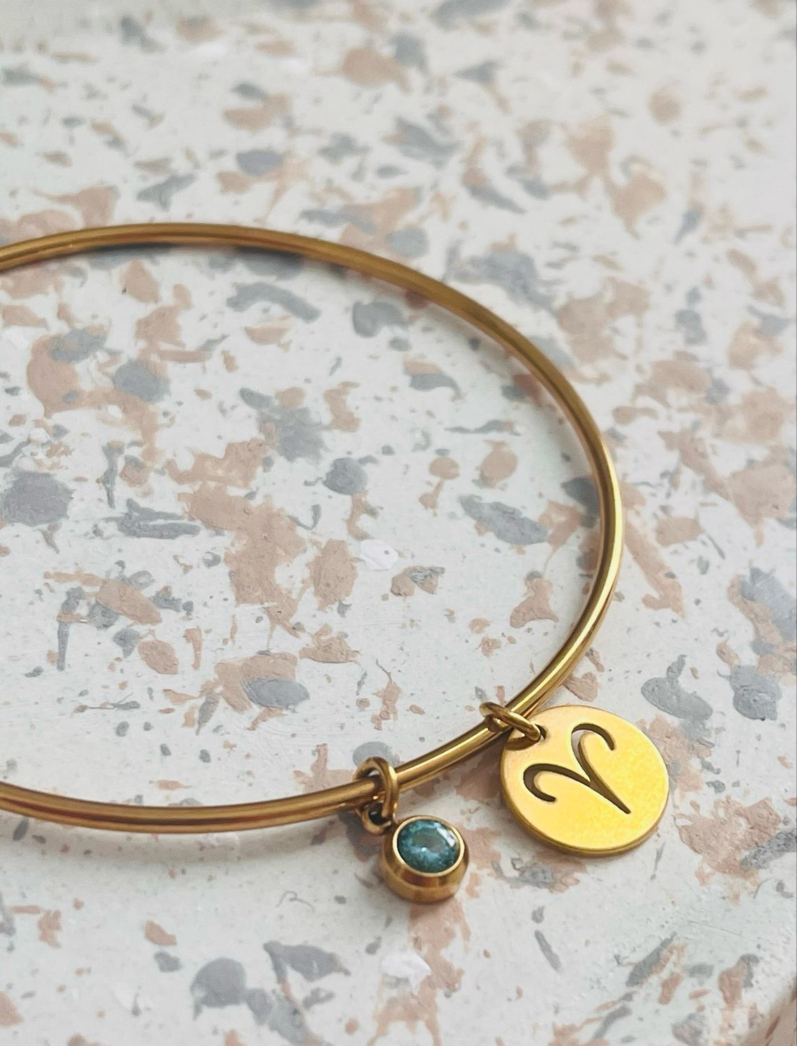 Bracelet jonc or Bélier mars Bracelet jonc or Bélier mars