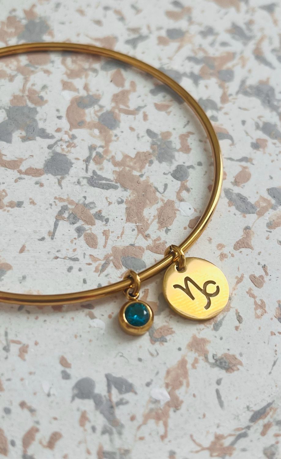 Bracelet jonc or Capricorne décembre Bracelet jonc or Capricorne décembre