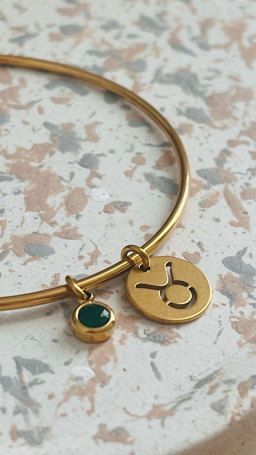 Bracelet jonc or Taureau mai Bracelet jonc or Taureau mai