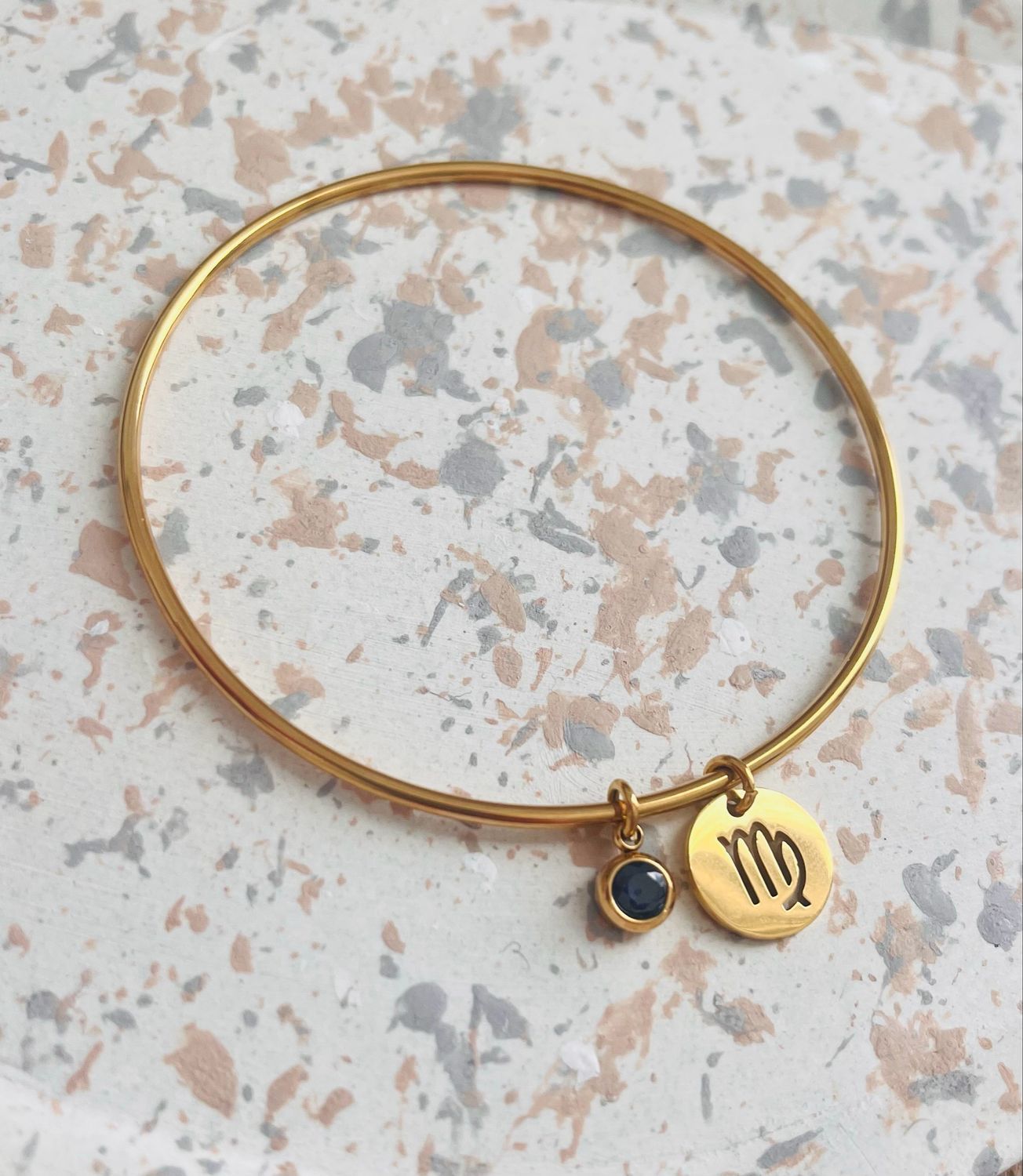 Bracelet jonc or Vierge septembre Bracelet jonc or Vierge septembre