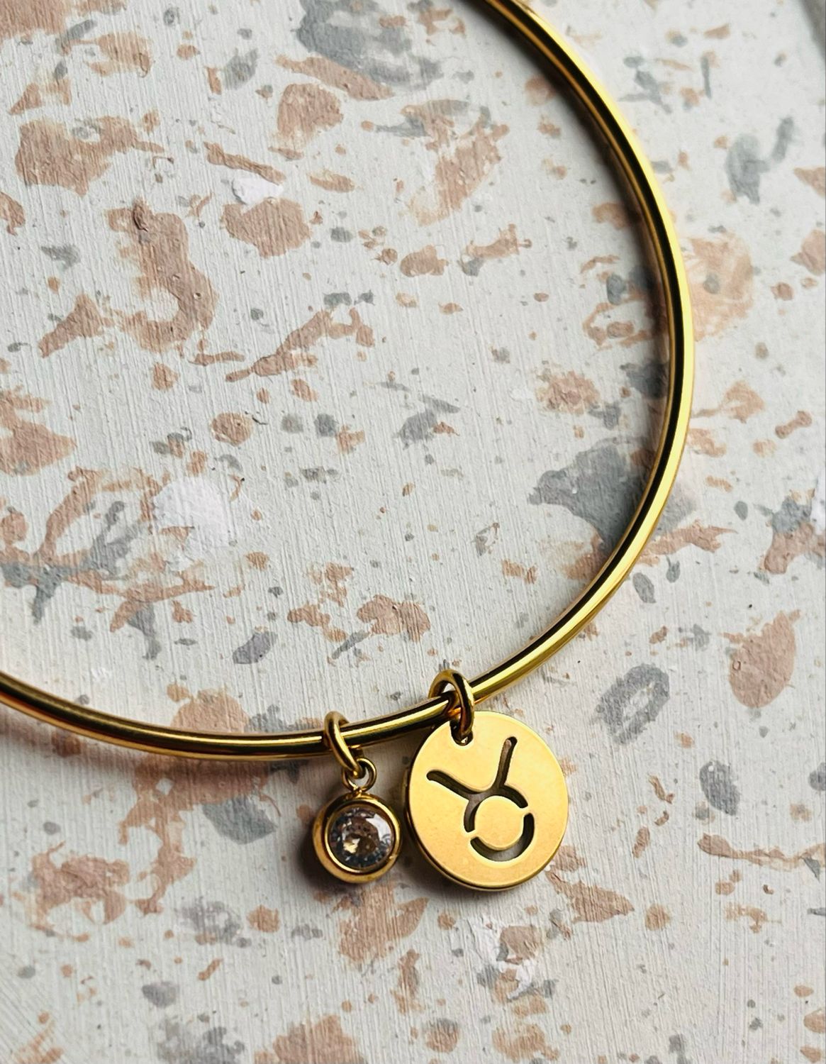 Bracelet jonc or Taureau avril Bracelet jonc or Taureau avril