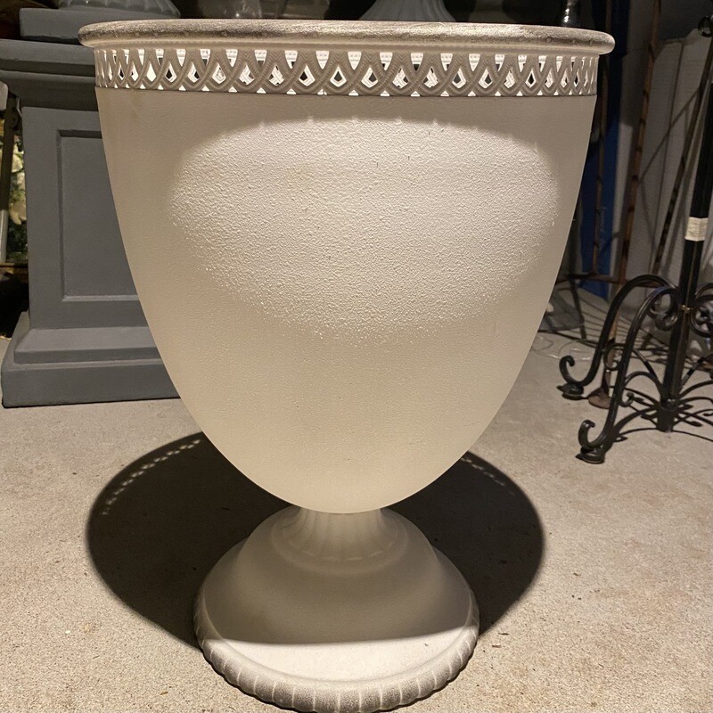 Footed Urn White XL