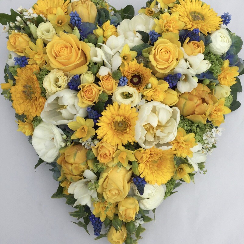 Trauerherz 45cm Gelb/Weiss