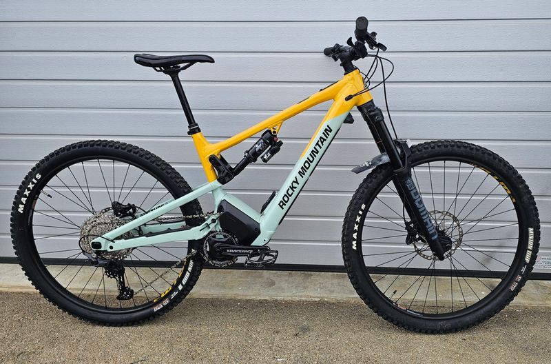 Rocky mountain Altitude Alu 30