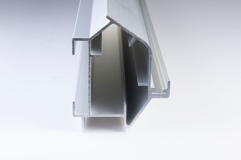 2,5m Aluprofil mit Zahnstange