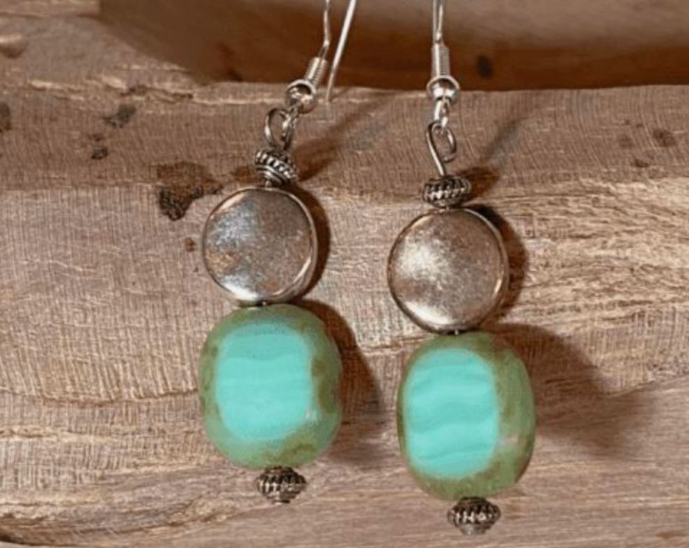 DIY Workshop: Jewelry Making/Earrings for Beginners - July 31st (6:30pm-8:30pm)
