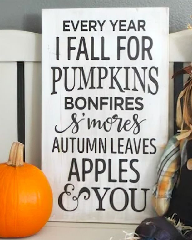 DIY Workshop: Create a Fall/Halloween Sign - August 28th (6:30pm-8:30pm)