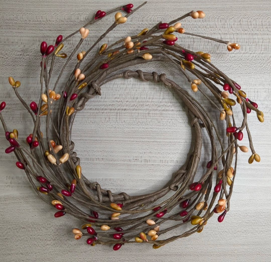 3-1/2&quot; Burgundy &amp; Old Gold Pip Berry Candle Ring
