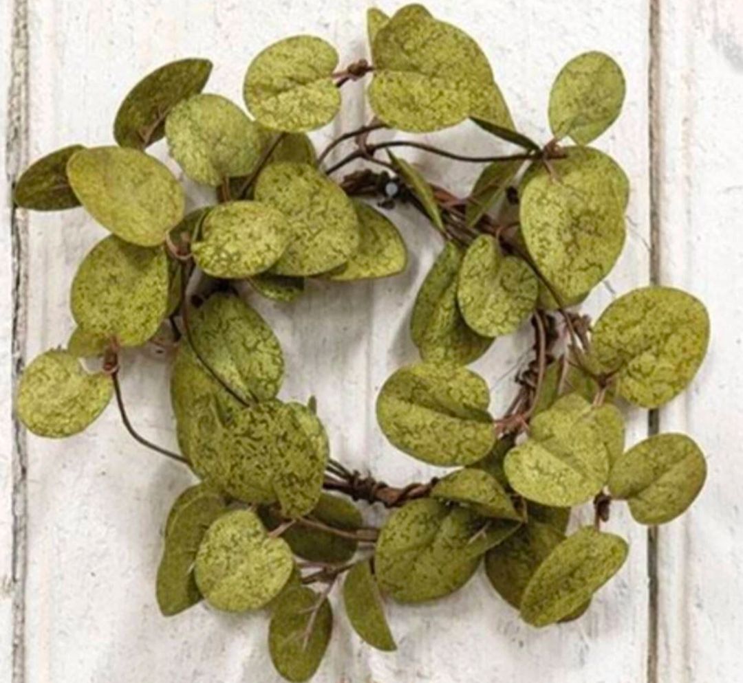 3-1/2&quot; Dark Green Penny Leaf Candle Ring Decor Accent