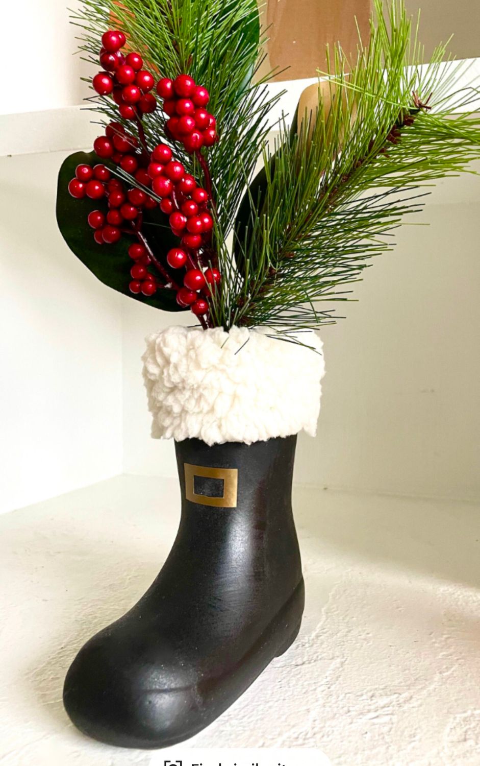 DIY Workshop: Ceramic Santa Boot Floral Vase  - November 5th (6:30pm-8:30pm)