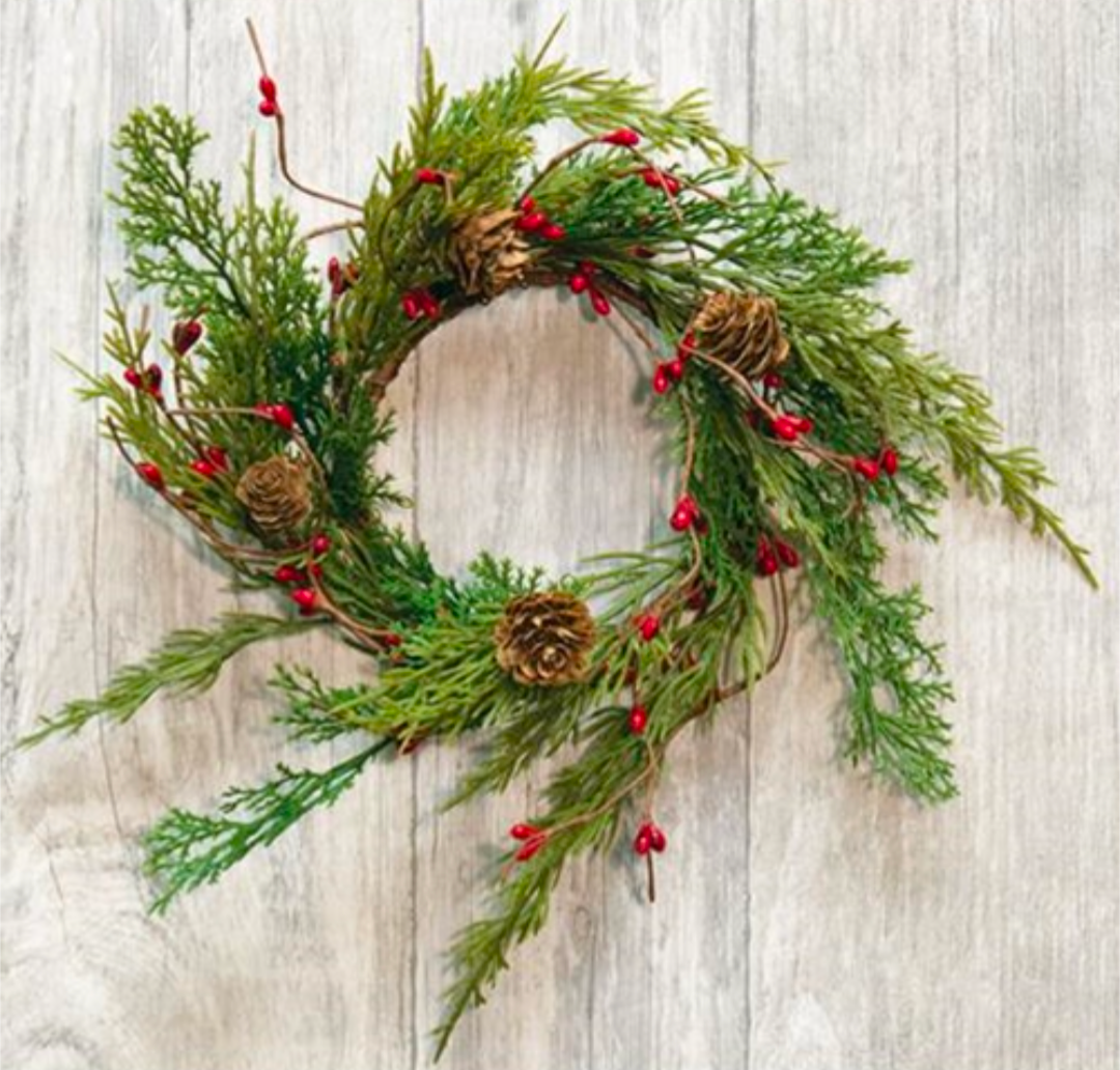 4" Evergreen Pine w/Red Pips Candle Ring