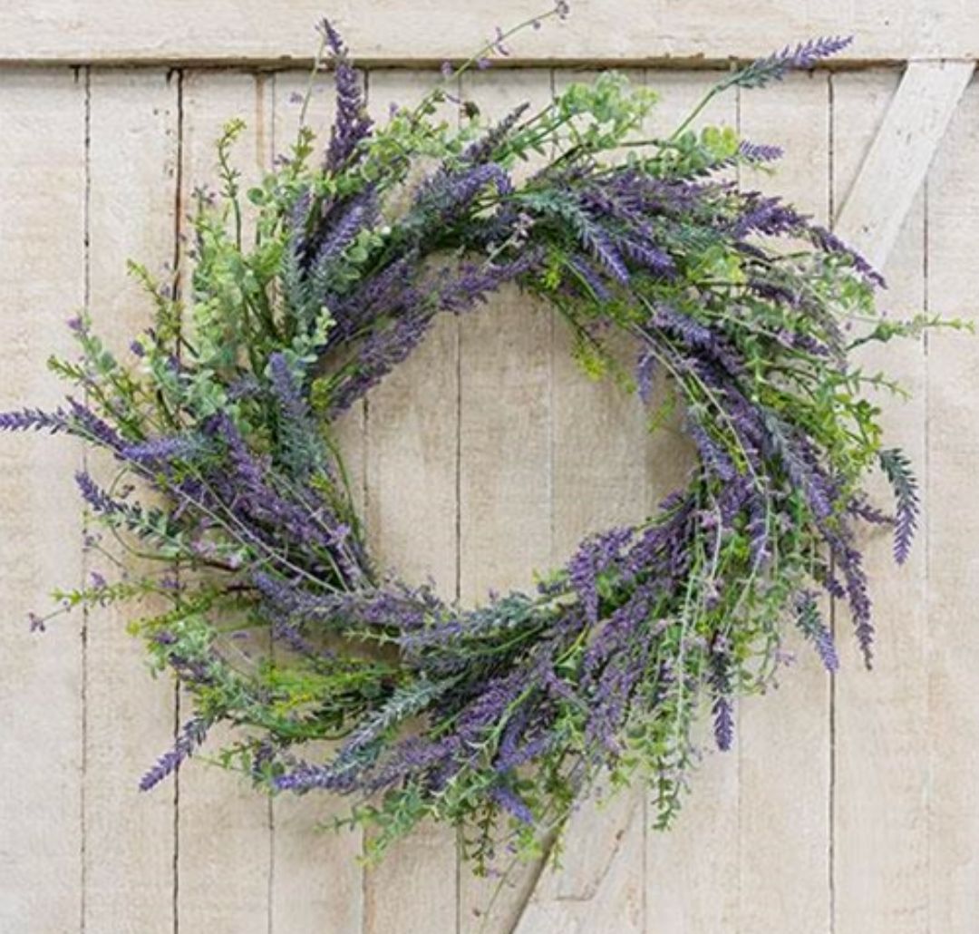 24" Dream Weaver Wreath