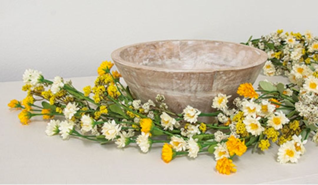 36" Sunny Buds &amp; Astilbe Garland