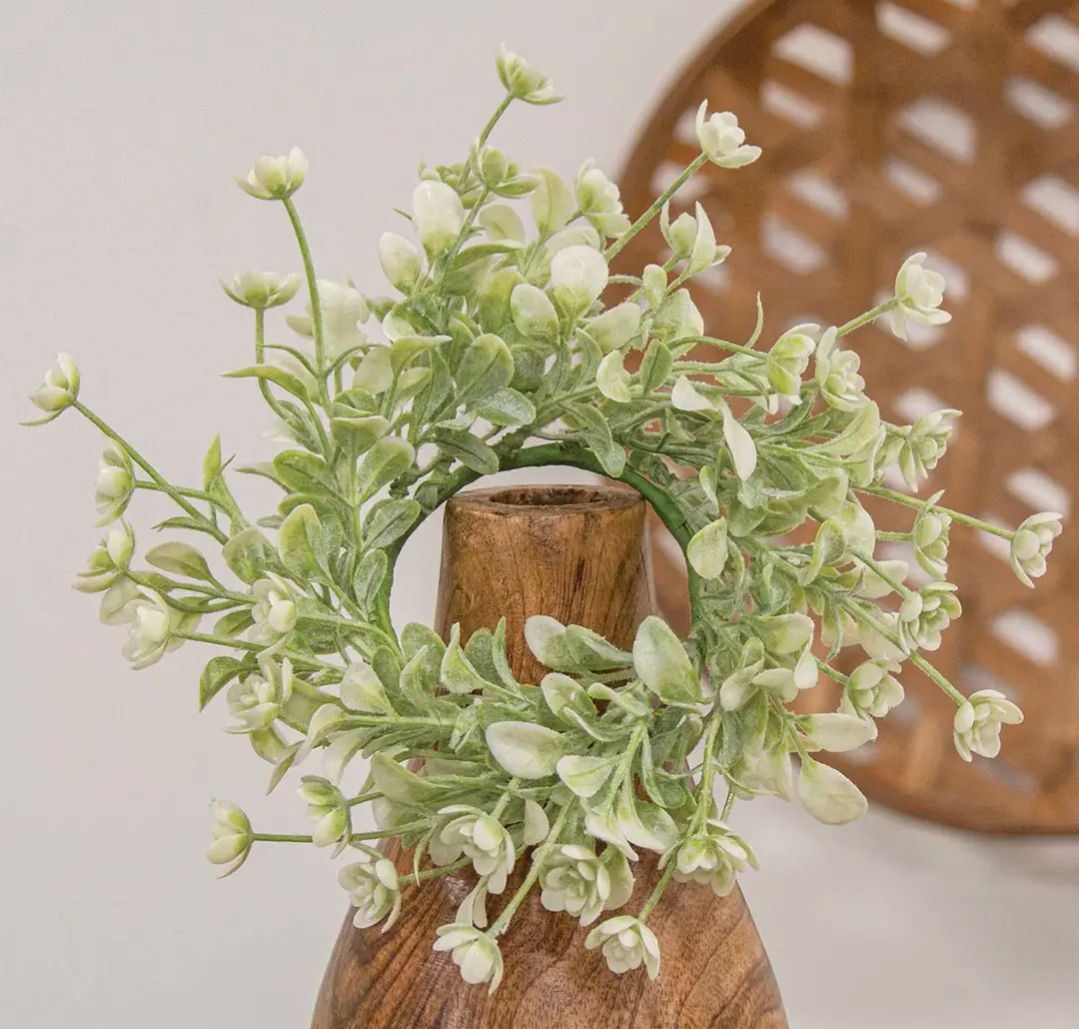 2-1/2" White Star Lavender Buds Candle Ring