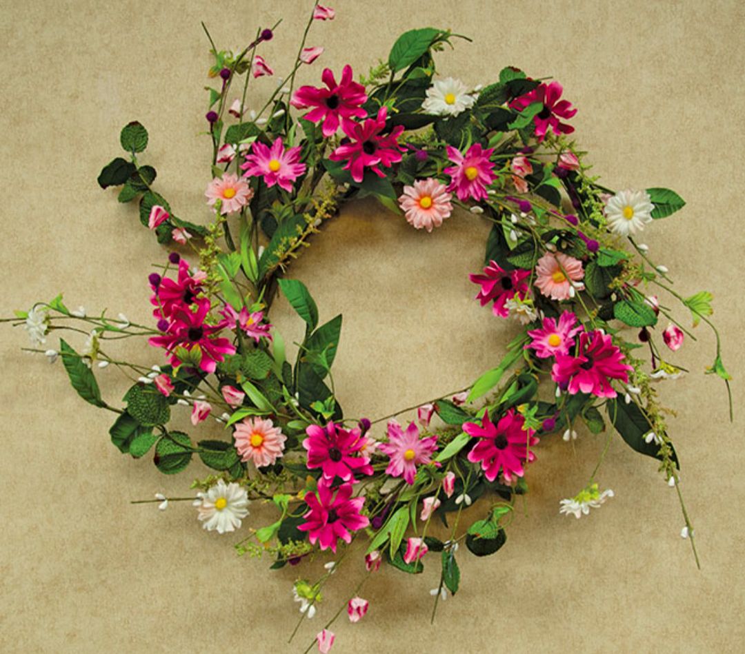 18" Aster Daisy Wreath