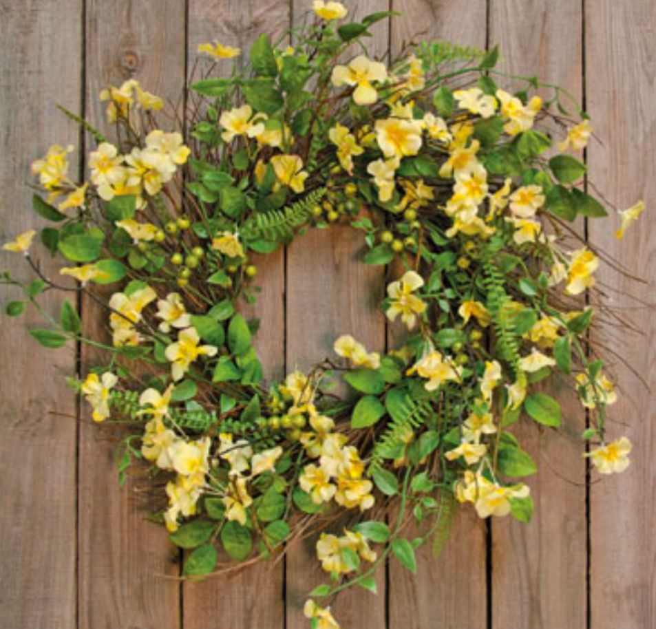22" Clover Blossom Wreath