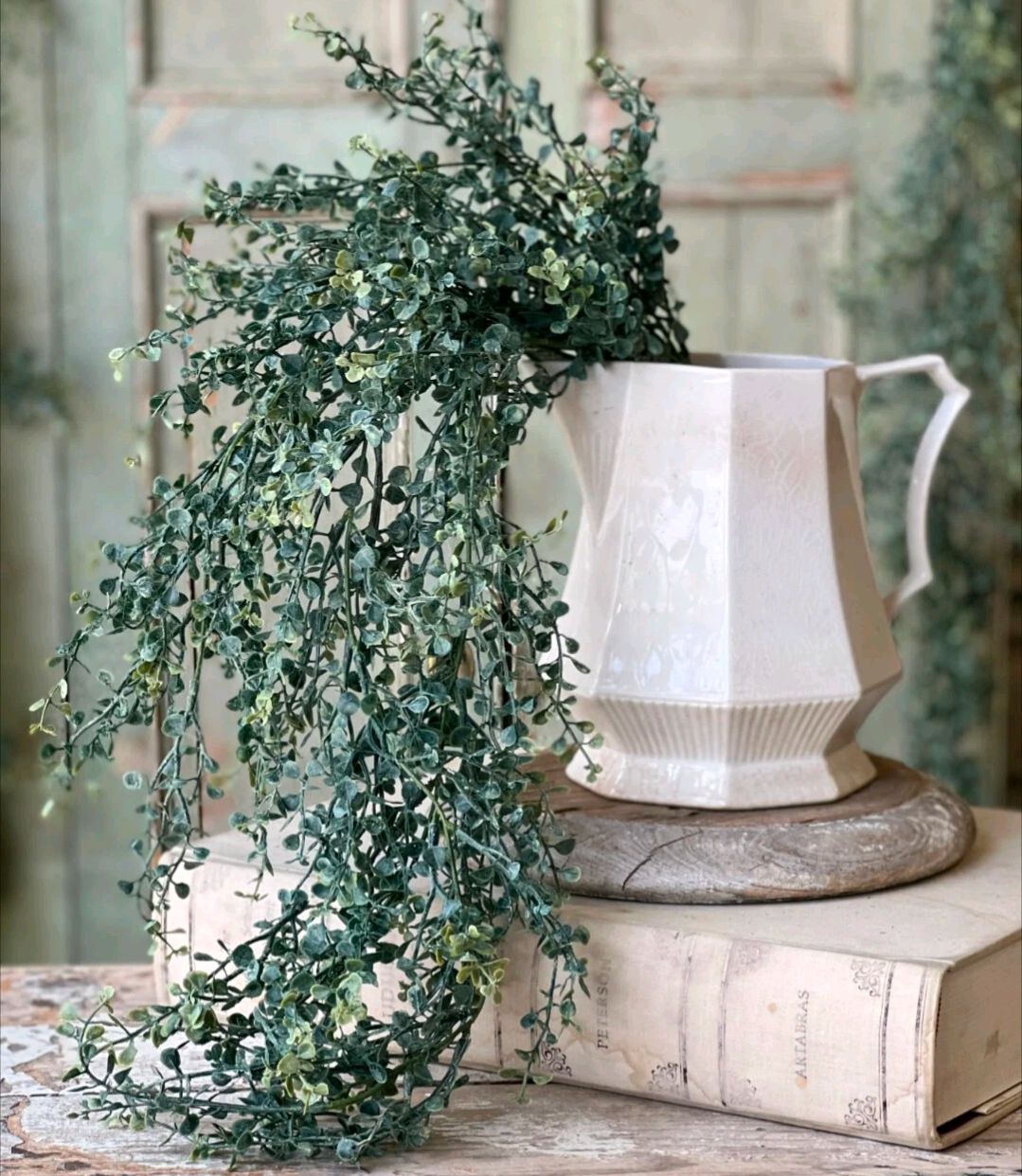 Baby's Twilight Hanging Floral Vine