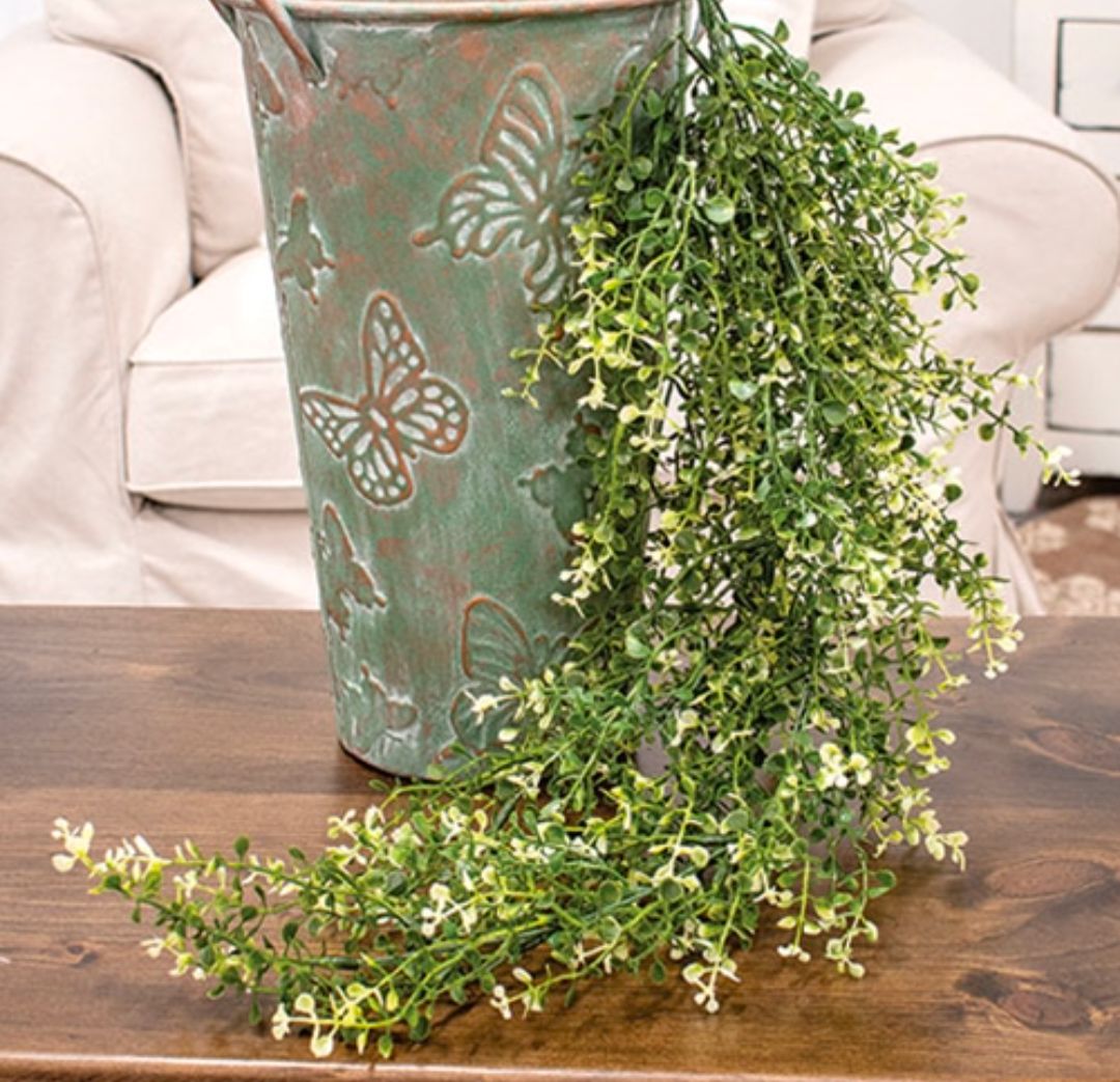 Cream Tipped Baby's Grass Hanging Floral Vine