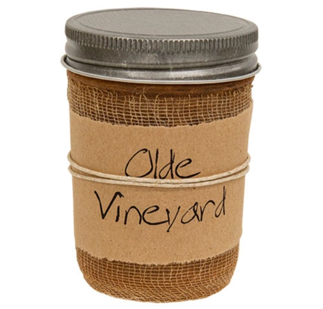 Black Crow Candle Olde Vineyard Jar Candle, 8oz