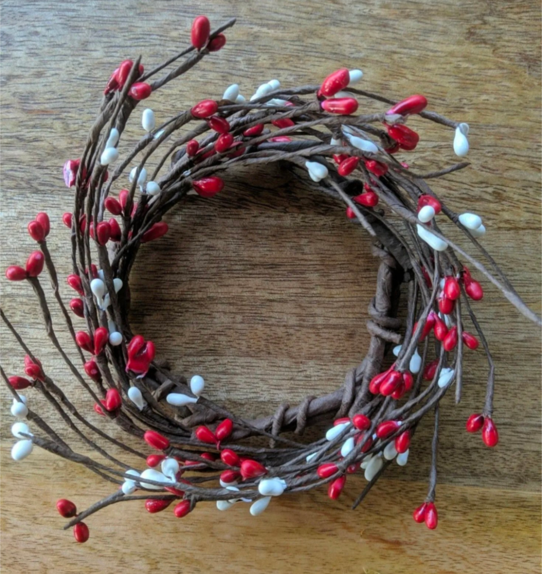 3-1/2" Red &amp; White Pipberry Floral Candle Ring Wreath Decor Accent