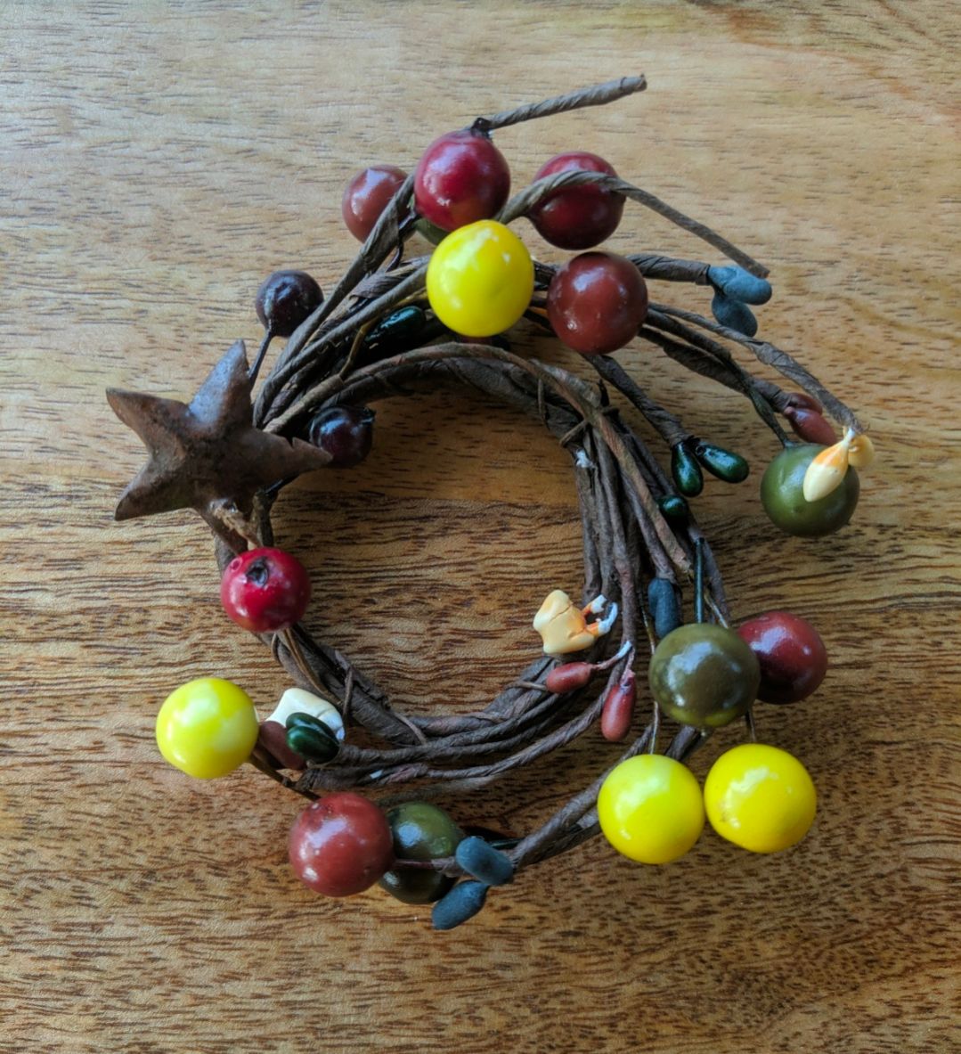 2" Primitive Combo Pipberry Candle Ring Wreath Decor Accent